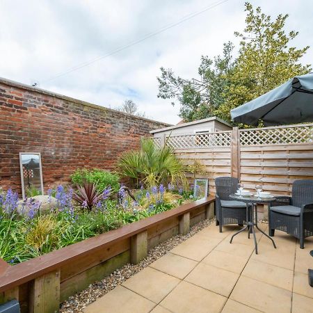 The Harnser Beccles Exterior photo